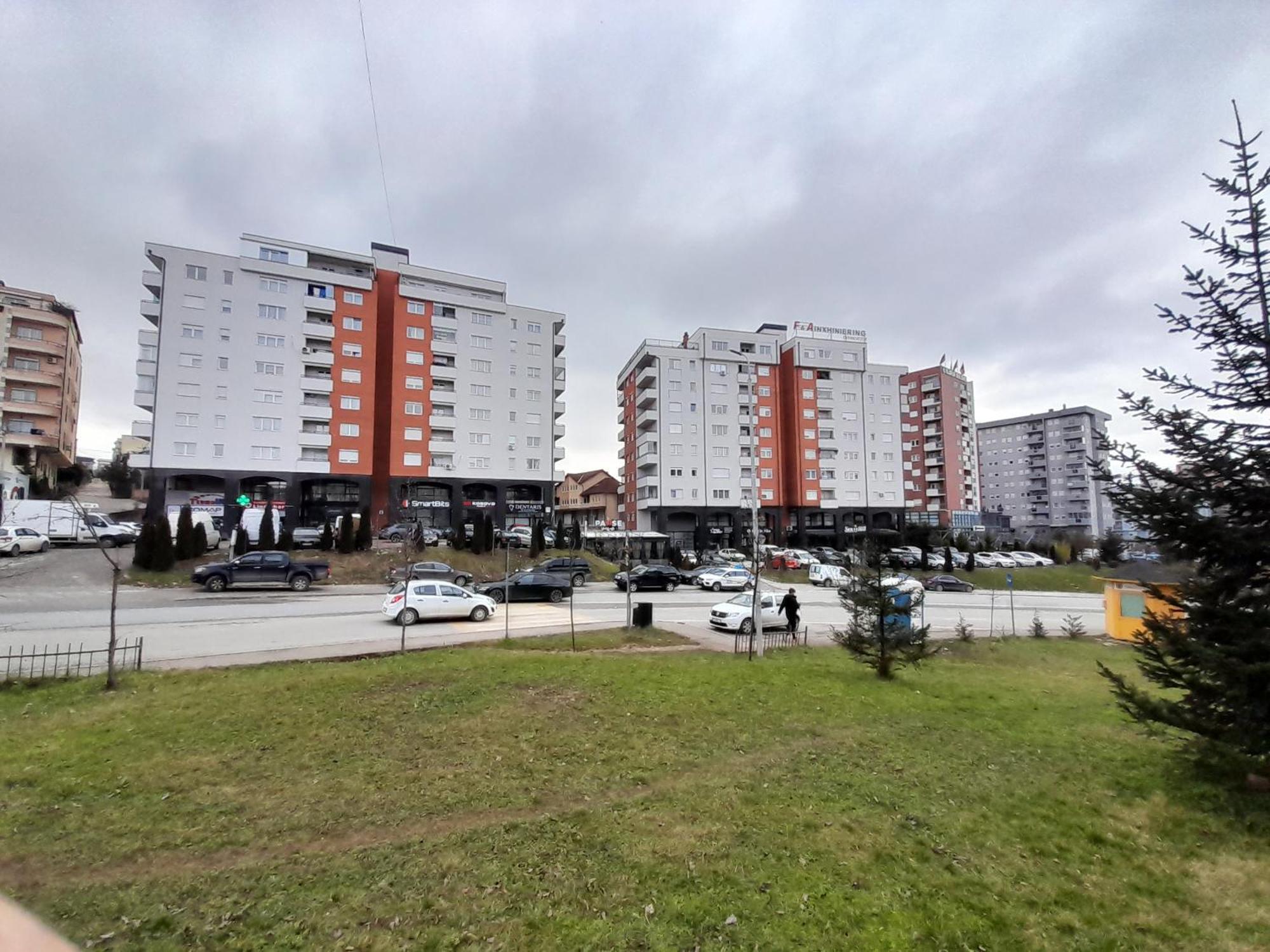 Gray Apartment 1 Prishtinë Exterior photo